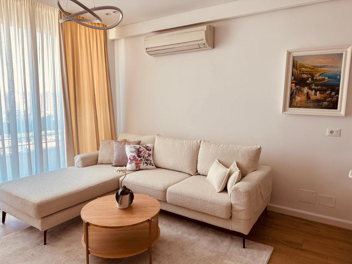 Madalin Seaside Apartment Wlora Zewnętrze zdjęcie