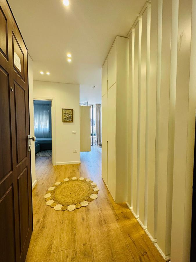 Madalin Seaside Apartment Wlora Zewnętrze zdjęcie