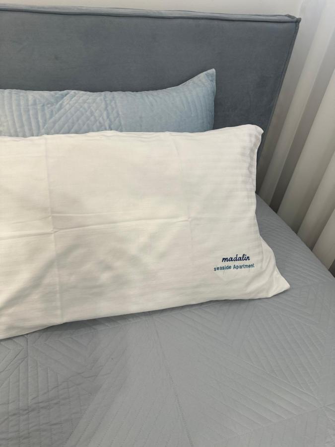 Madalin Seaside Apartment Wlora Zewnętrze zdjęcie